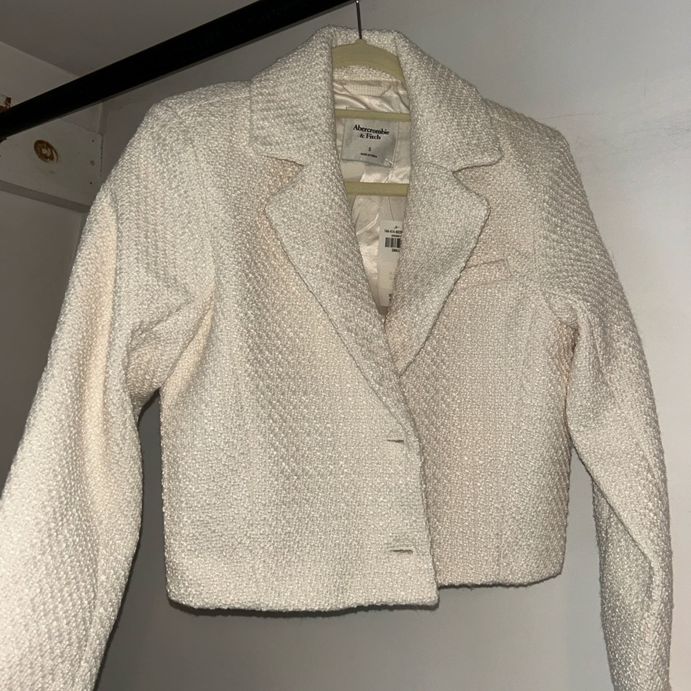 Abercrombie & Fitch Women's Cream Textured Blazer